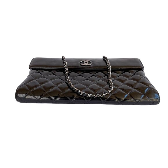 CHANEL Black Patent Leather Quilted Chain Wallet Bag Shoulder Clutch WOC - Picture 8 of 16